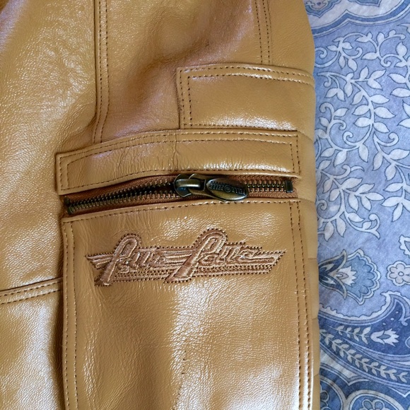 Hip hop timeline 1960s-1970s 77 1978 pellepelle mark Bucanan